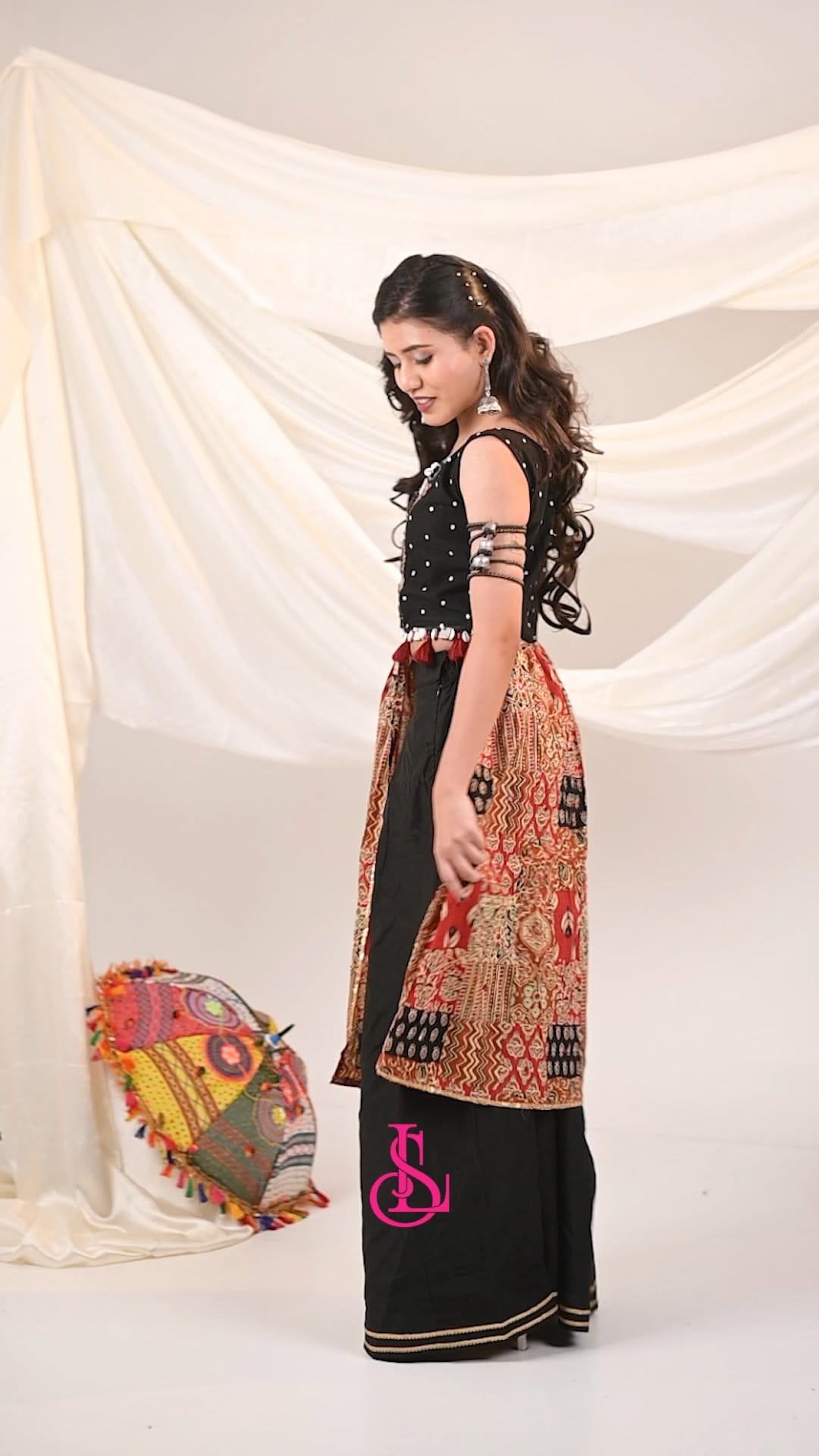 Post 6 by LifeStyle Designer Studio on Instagram (video)