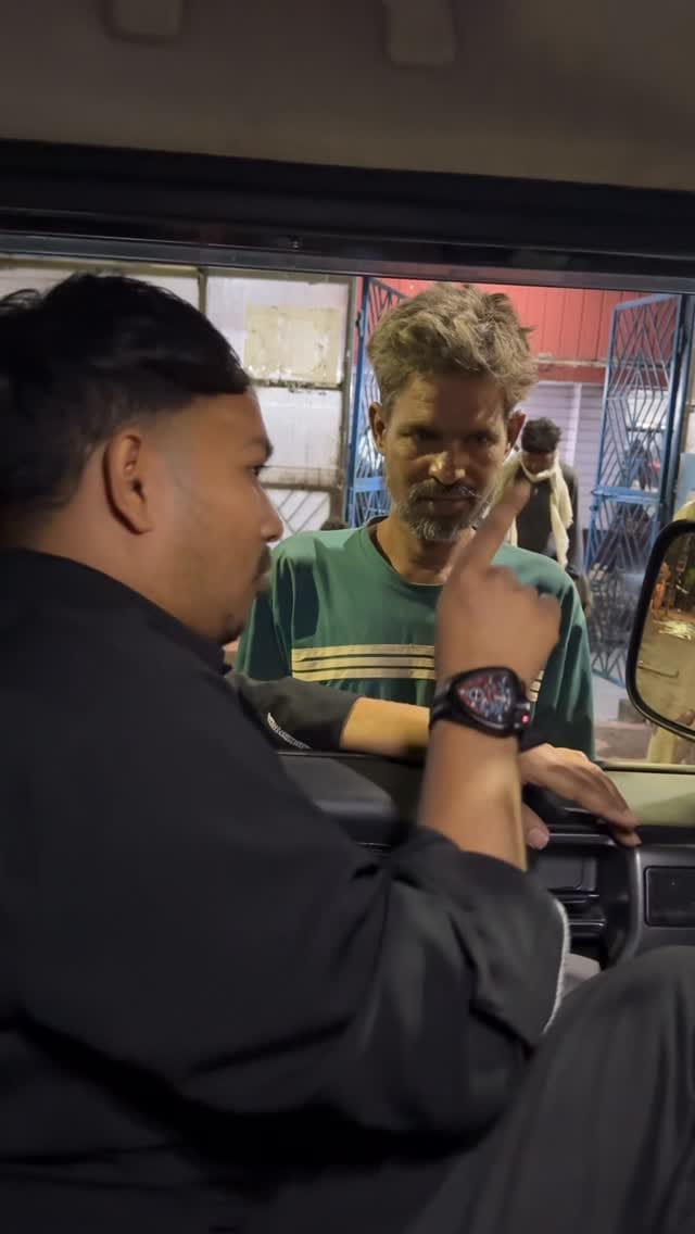 Post 2 by Sameer Khan on Instagram (video)