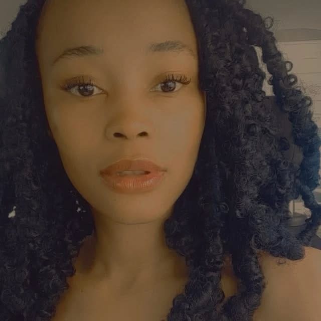 Post 7 by Mbali on Instagram (image)