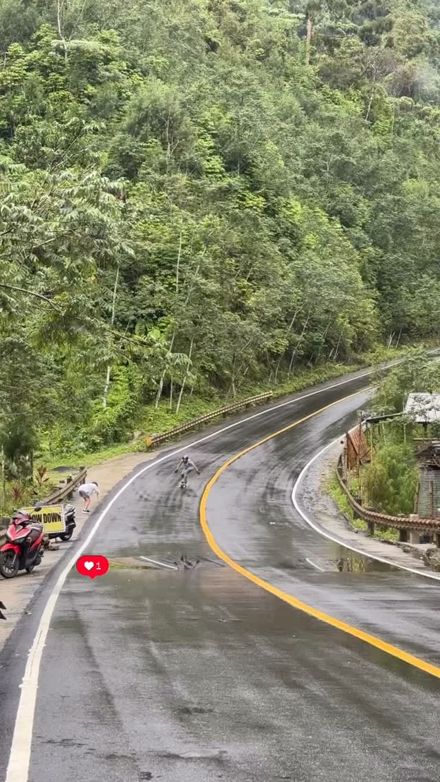 Post 7 by #TeamG ® on Instagram (video)