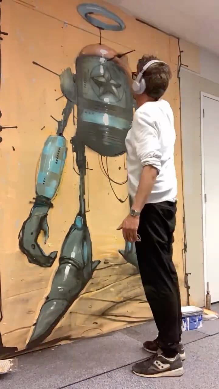 Post 4 by Serge Kb on Instagram (video)