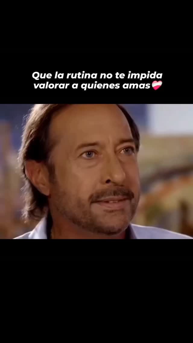 Post 7 by Rocio Rondón | Social Media Manager on Instagram (video)