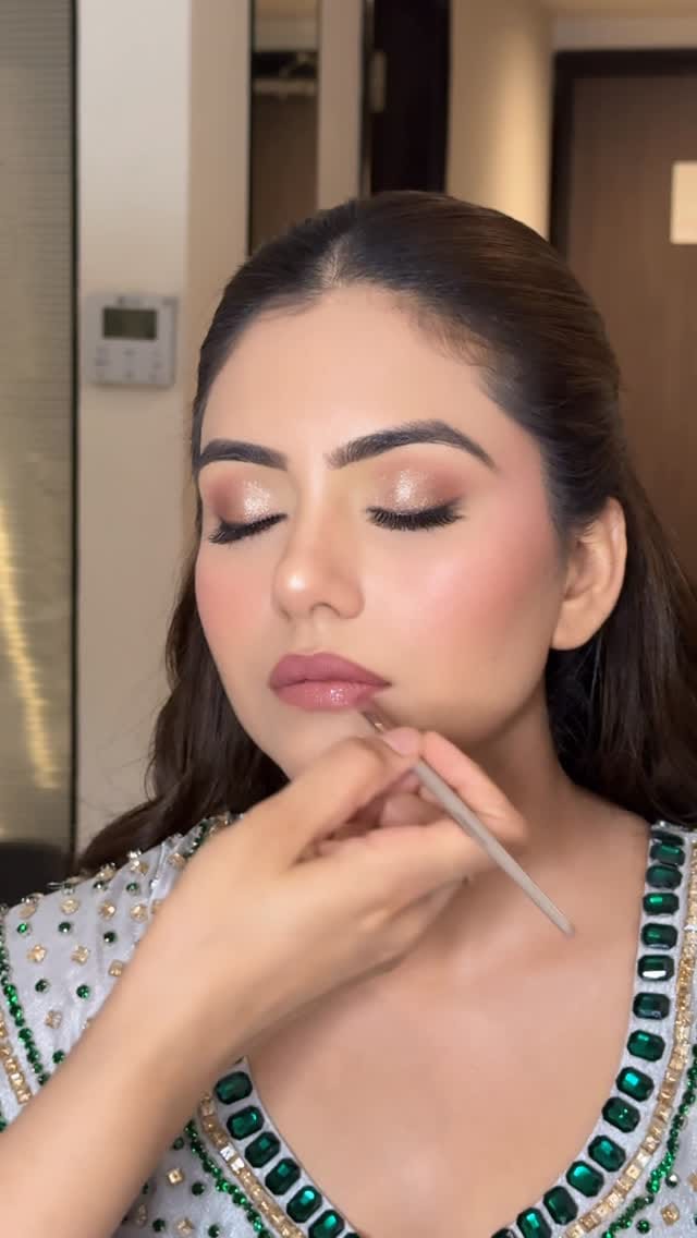 Post 2 by PATYALA (Geetanjli Creations) on Instagram (video)