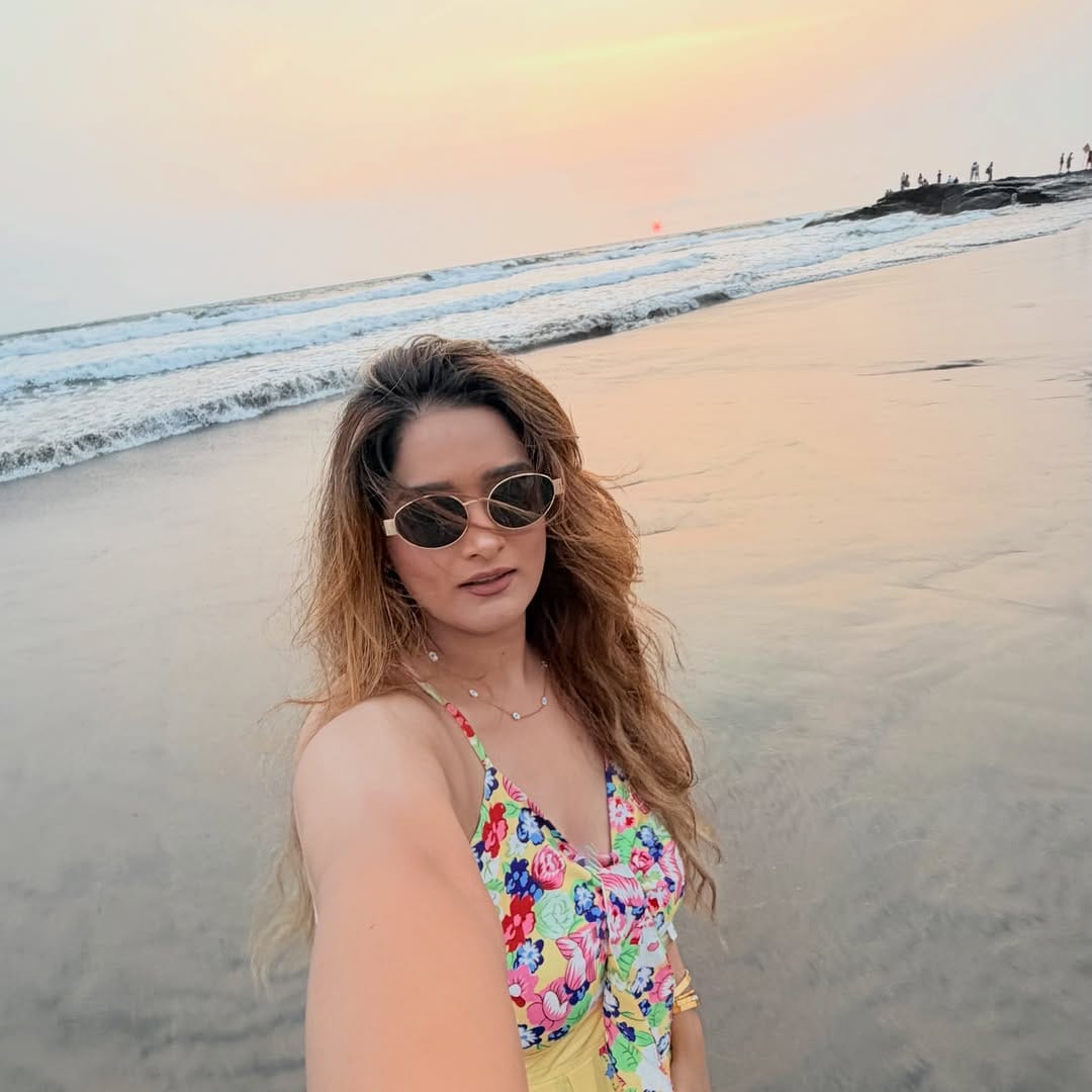 Post 5 by Kuljeet Kaur 🧿 on Instagram (carousel)