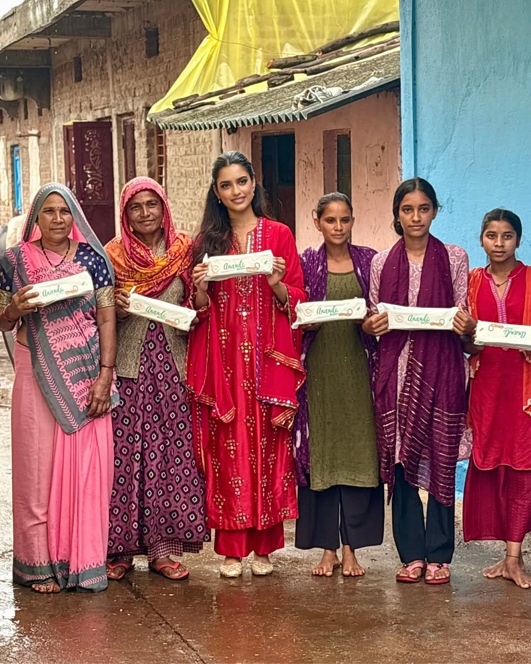 Post 2 by Renu Tandon on Instagram (image)