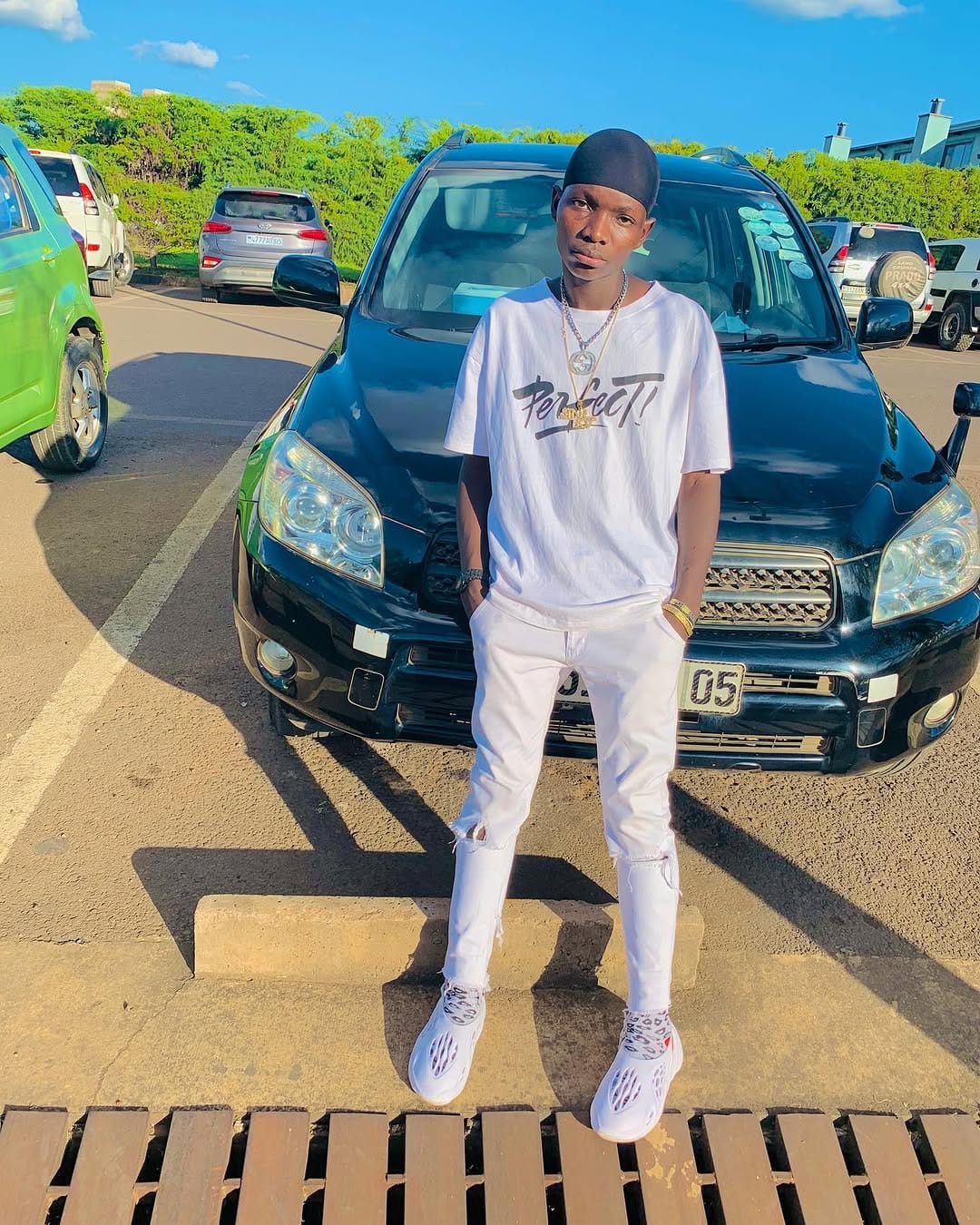 Post 4 by Djuma kanpe boy on Instagram (carousel)