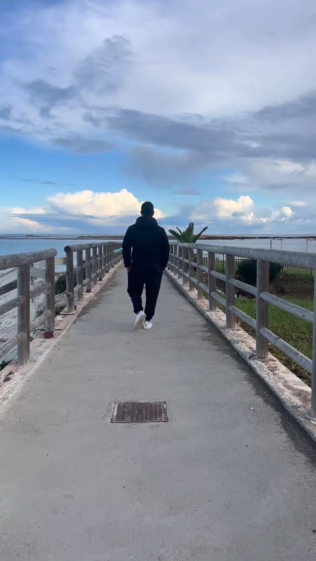 Post 4 by Tony Aglianò | Osteopata | Ballerino on Instagram (video)