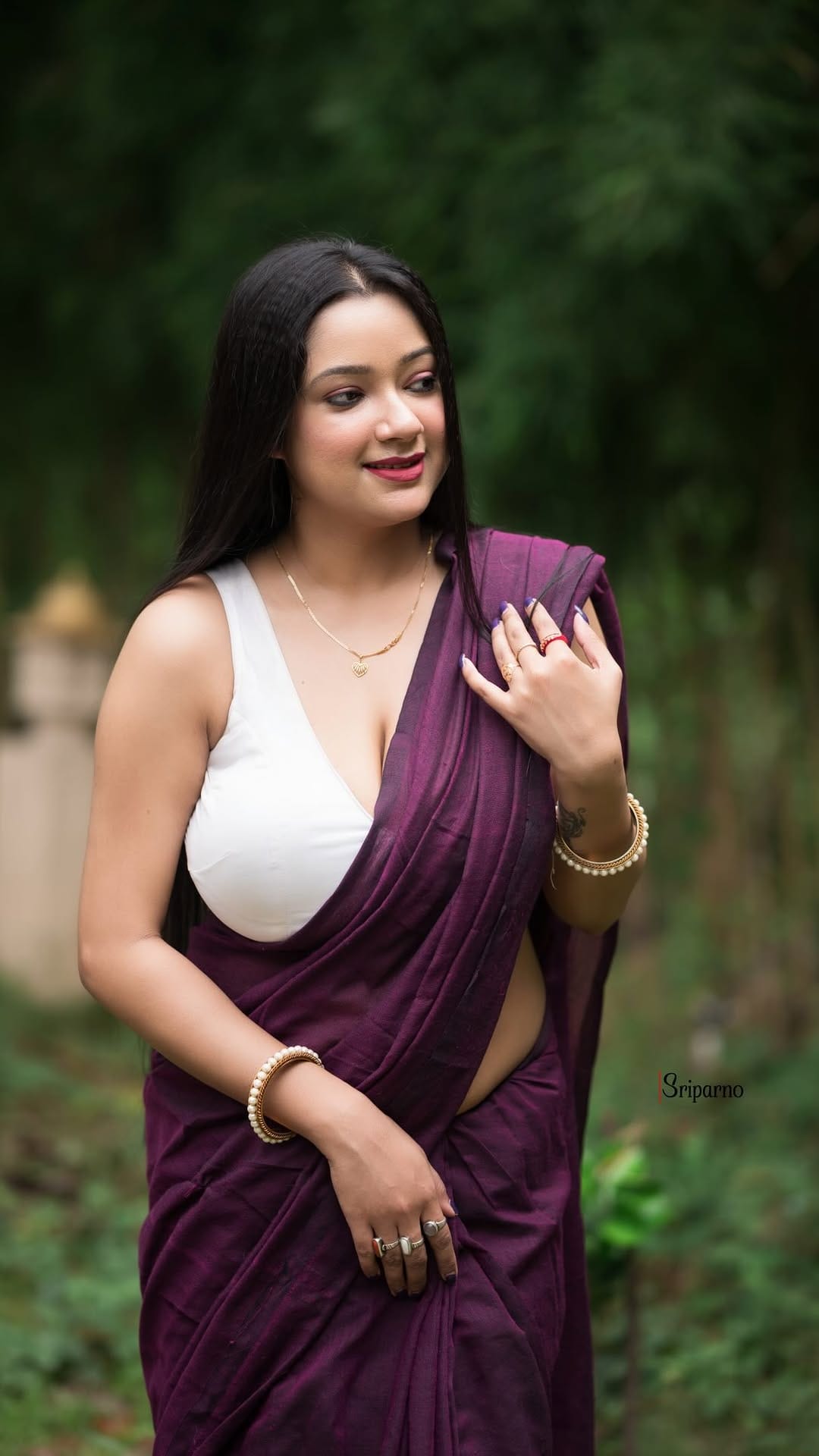 Post 2 by Ananya Bhandari on Instagram (video)
