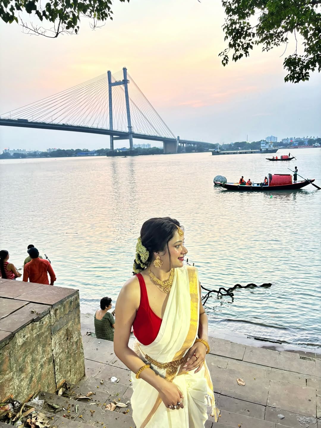 Post 9 by Ananya Bhandari on Instagram (carousel)