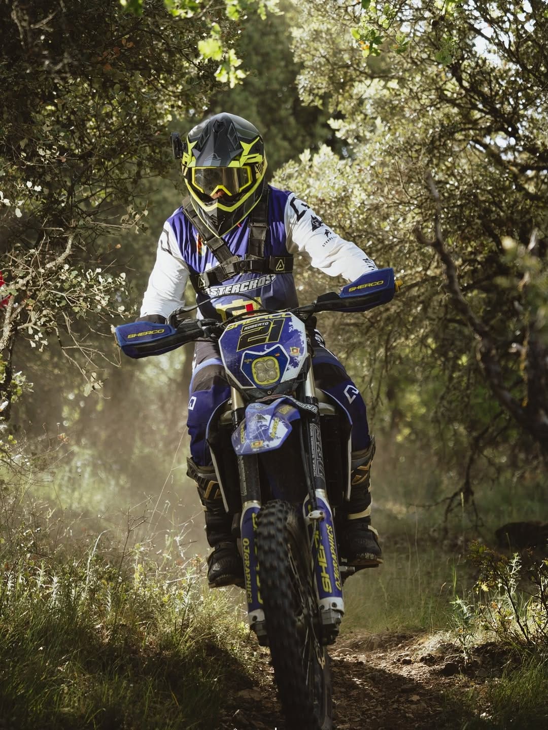 Post 4 by Rober Leal | Enduro 🇪🇸 on Instagram (carousel)