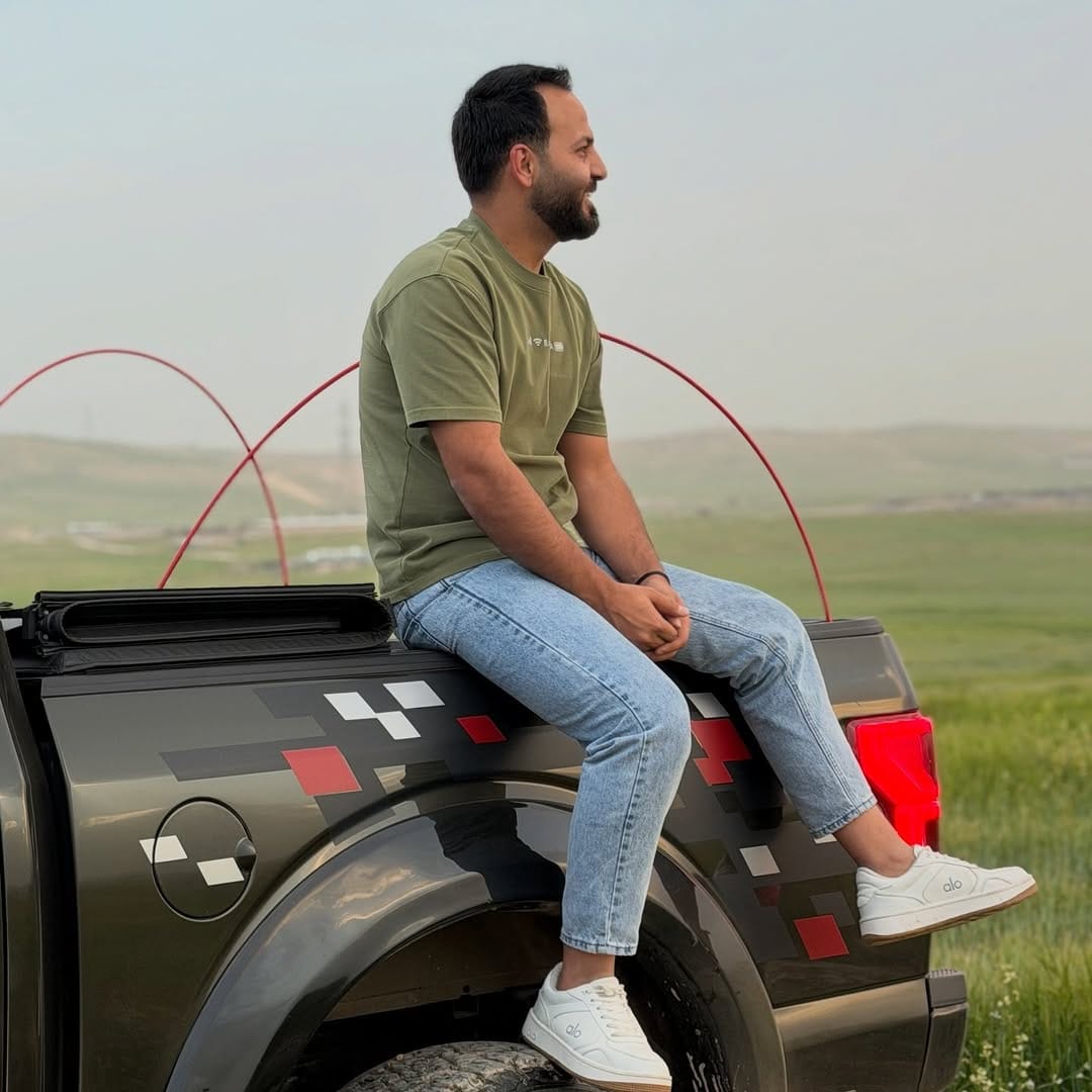 Post 10 by Mohmmed Nawafleh || محمد النوافله ⭐️ on Instagram (carousel)