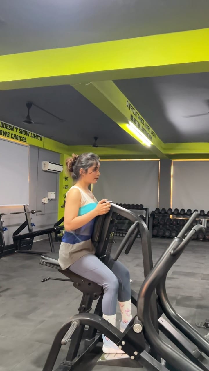 Post 9 by Anshika on Instagram (video)
