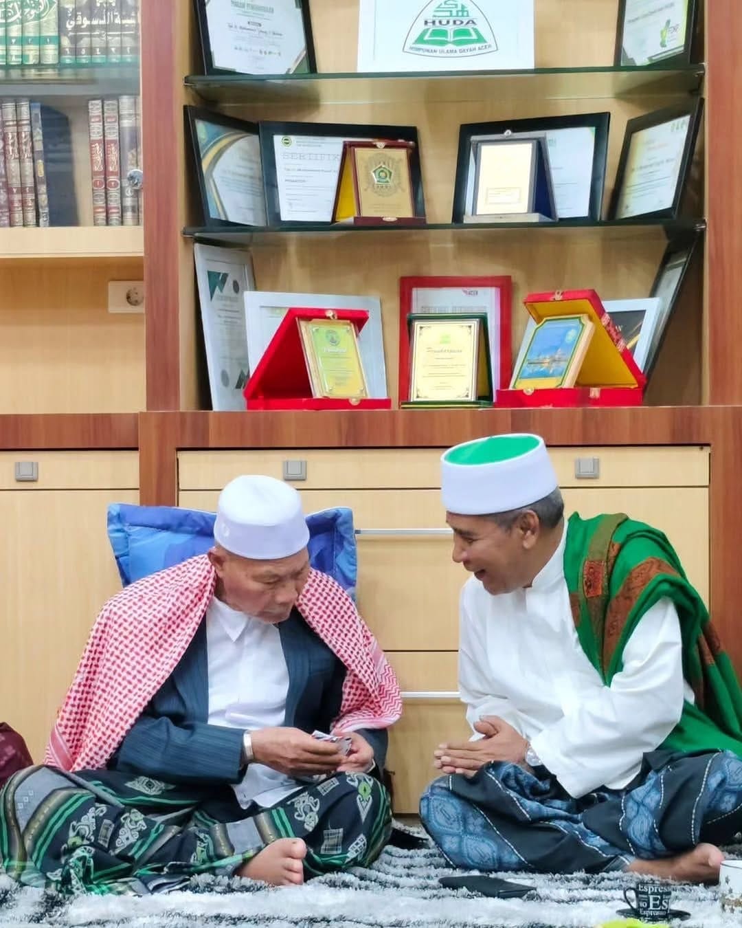 Post 10 by Tgk. H. Muhammad Yusuf A. Wahab on Instagram (image)