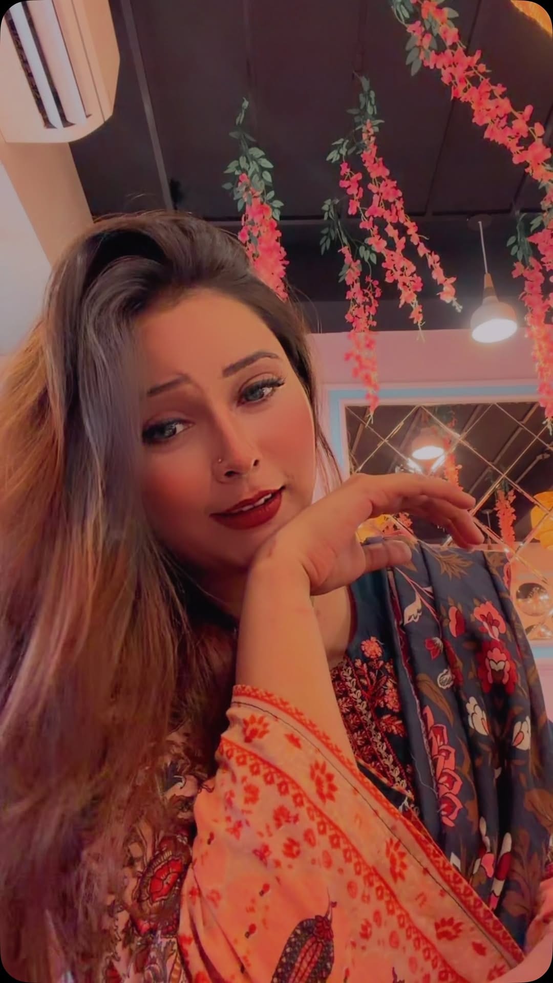 Post 5 by منت 🦋 on Instagram (video)