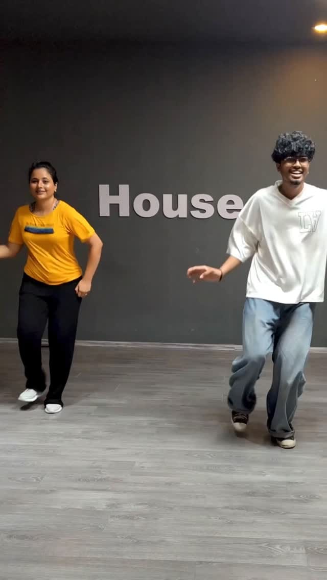 Post 8 by Soumia Thomas🦋 on Instagram (video)