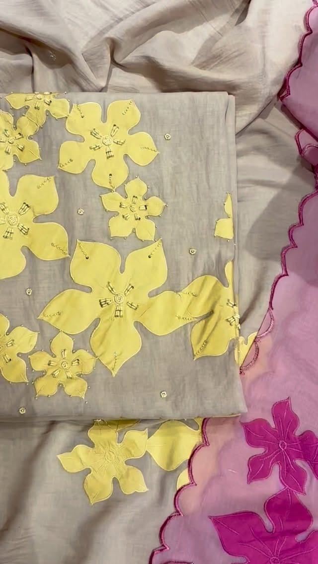 Post 3 by MANSA RAM MAHAJAN & Co on Instagram (video)