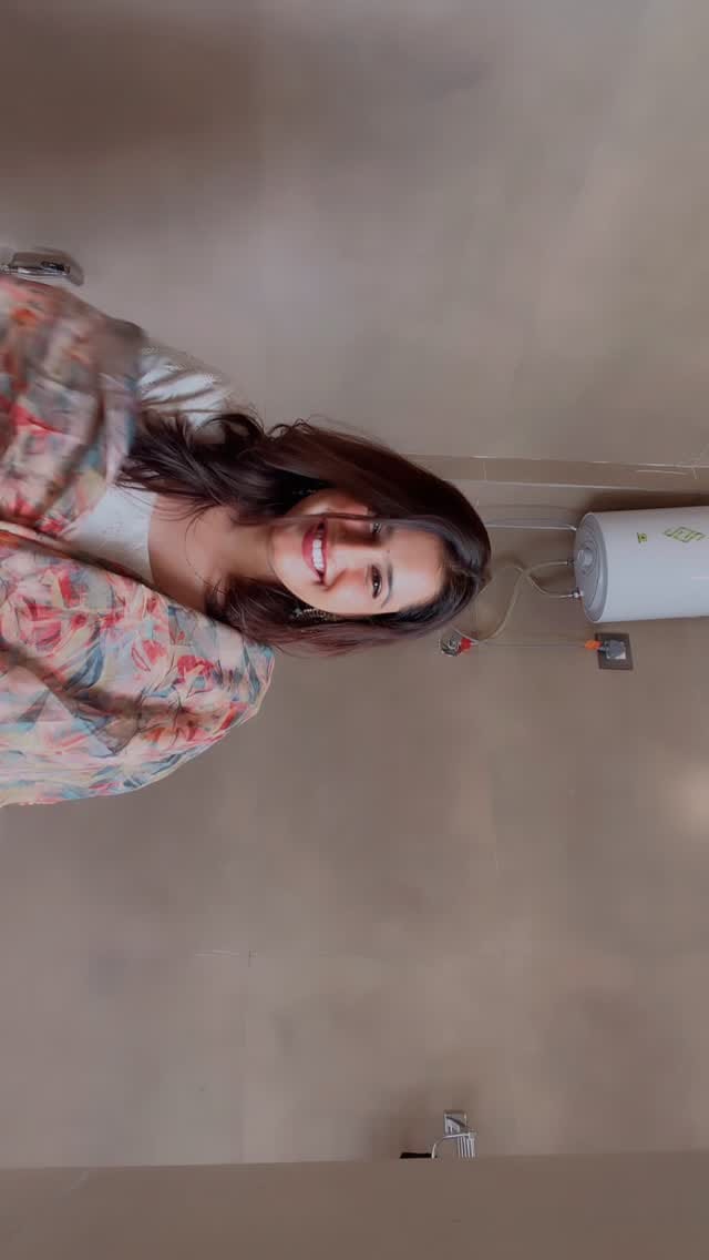 Post 6 by A N I K A   S H A R M A  🌙 on Instagram (video)