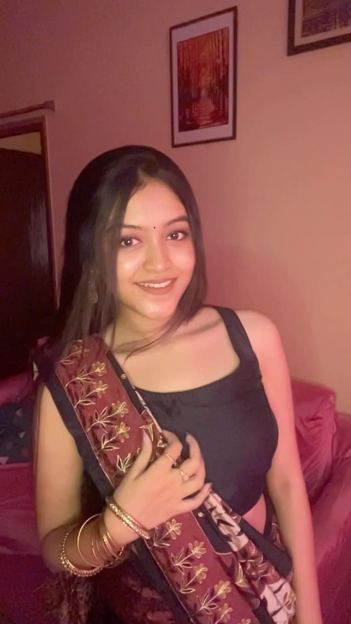 Post 9 by ADITI DAS❤❤ on Instagram (video)