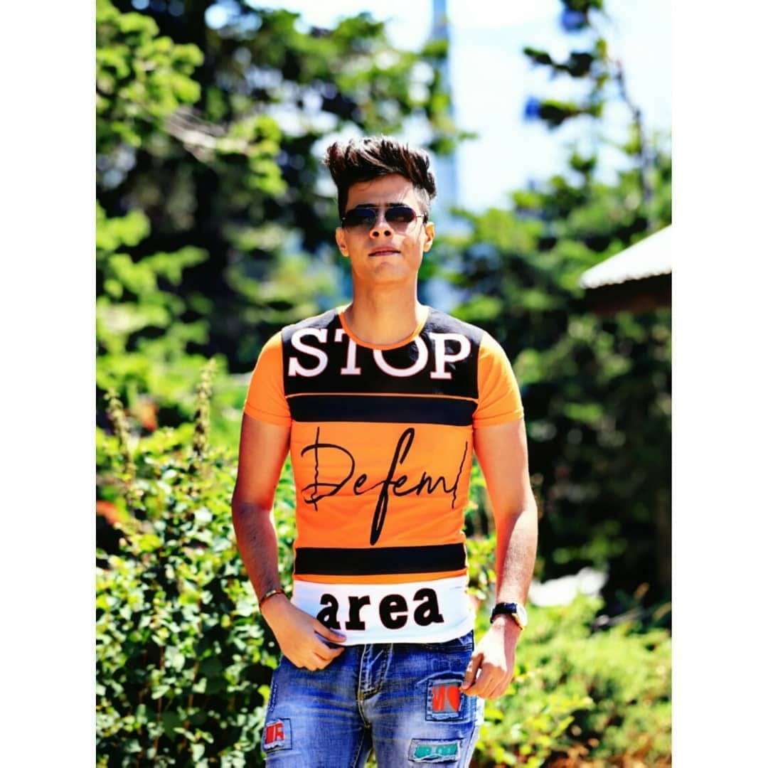 Post 6 by ȷ᎗බȊᓄ on Instagram (carousel)