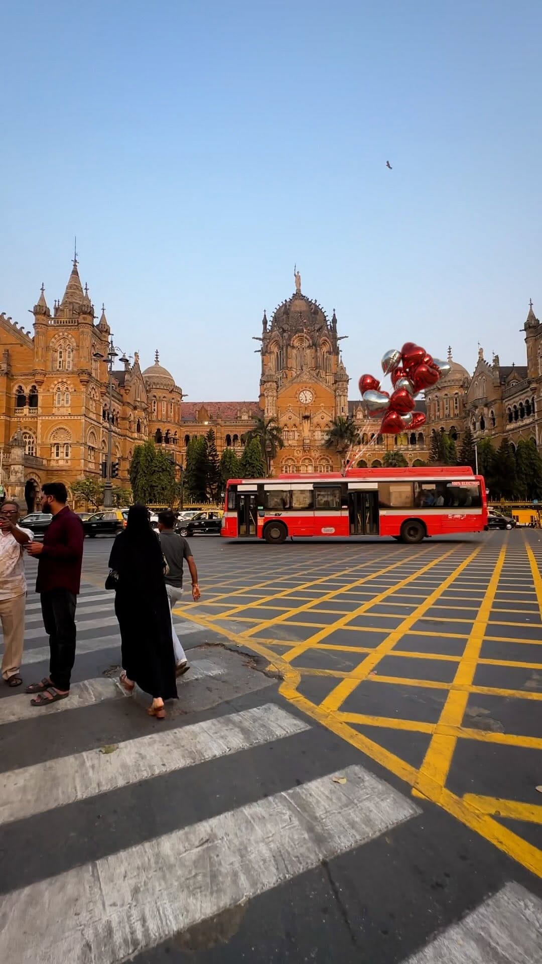 Post 6 by Pranav Pradi on Instagram (video)