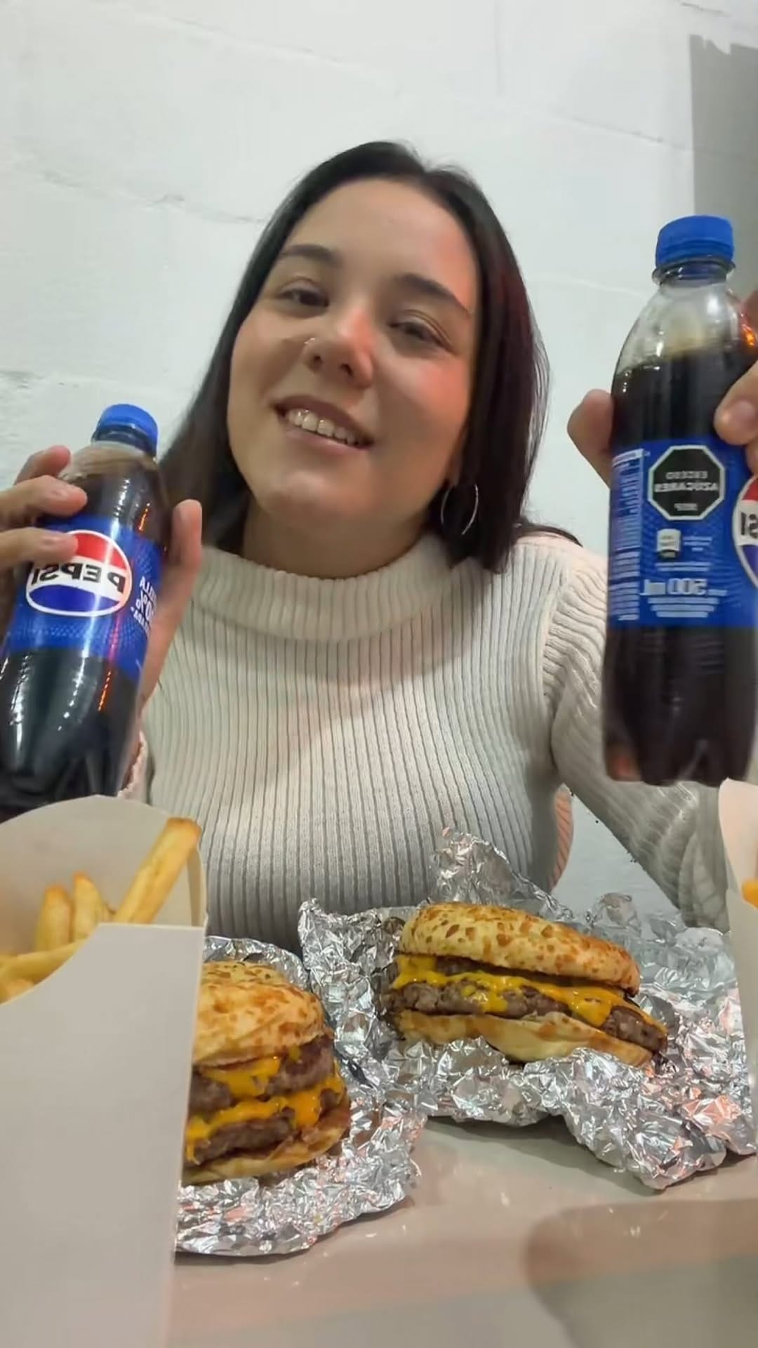 Post 2 by BurgerHouse on Instagram (video)
