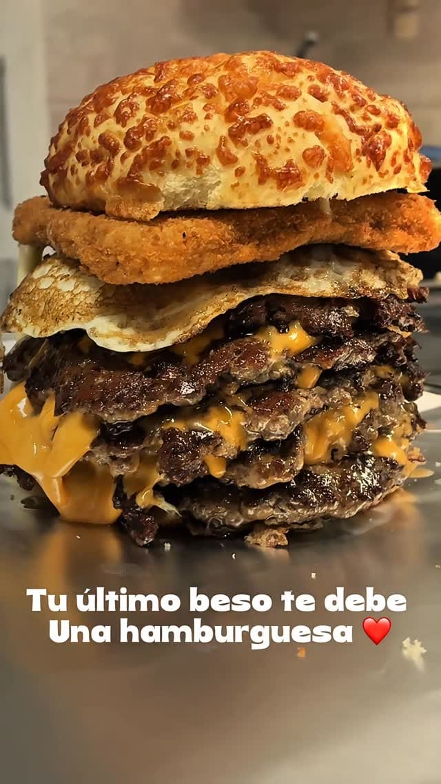 Post 7 by BurgerHouse on Instagram (video)