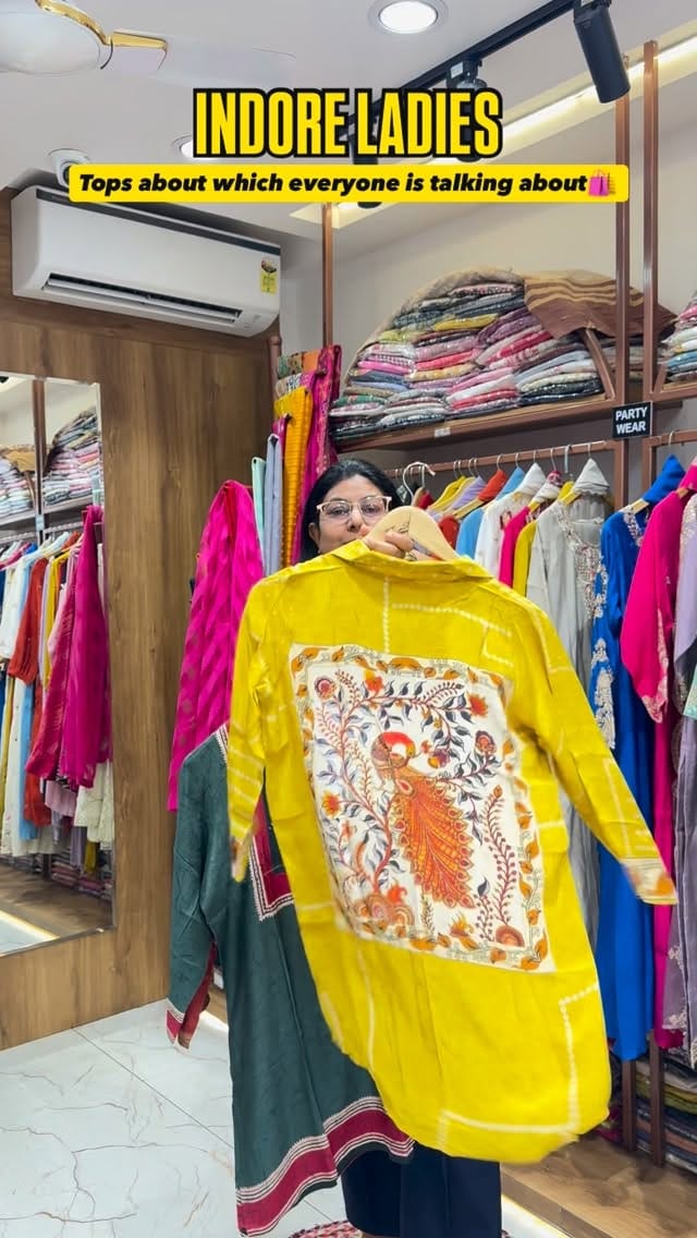 Post 9 by Eka's Signature | Women's clothing on Instagram (video)
