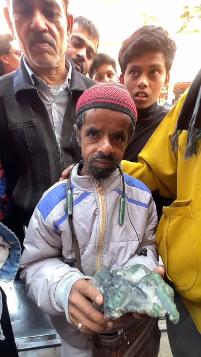 Post 10 by Mo Imran Ansari on Instagram (video)