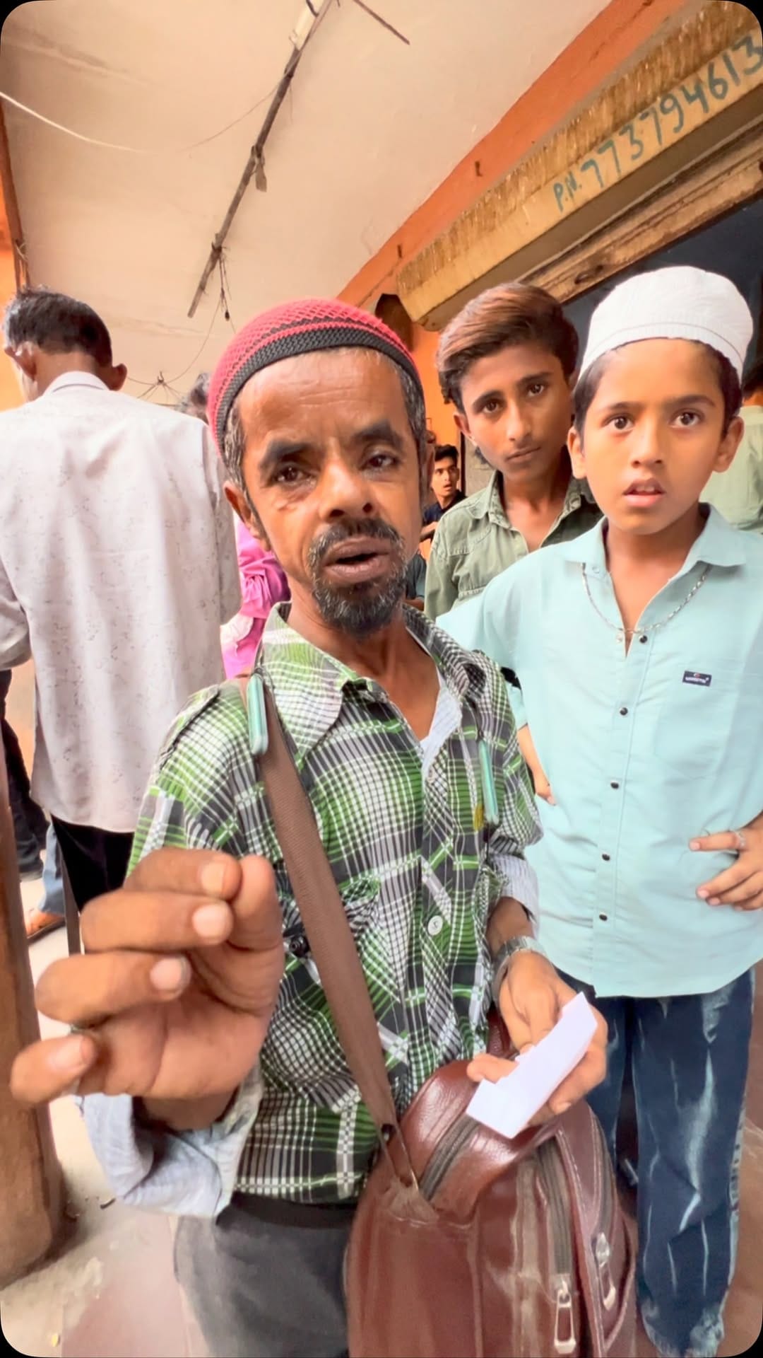 Post 3 by Mo Imran Ansari on Instagram (video)