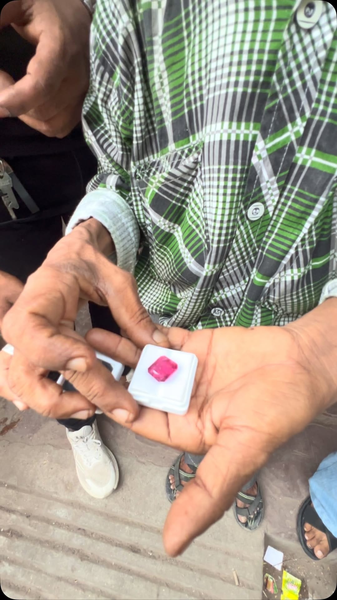 Post 2 by Mo Imran Ansari on Instagram (video)