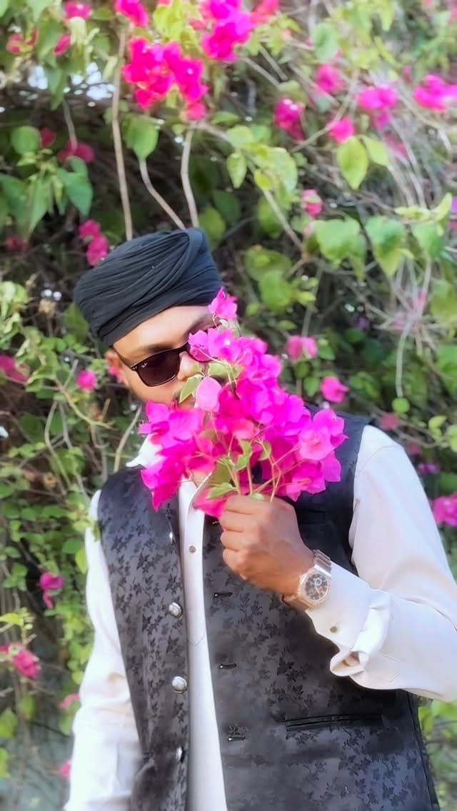Post 8 by A D N A N• S H A I K H on Instagram (video)