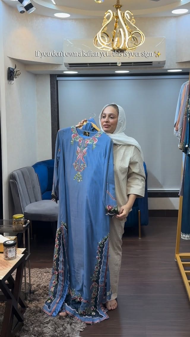 Post 6 by Ruhi Adenwala on Instagram (video)