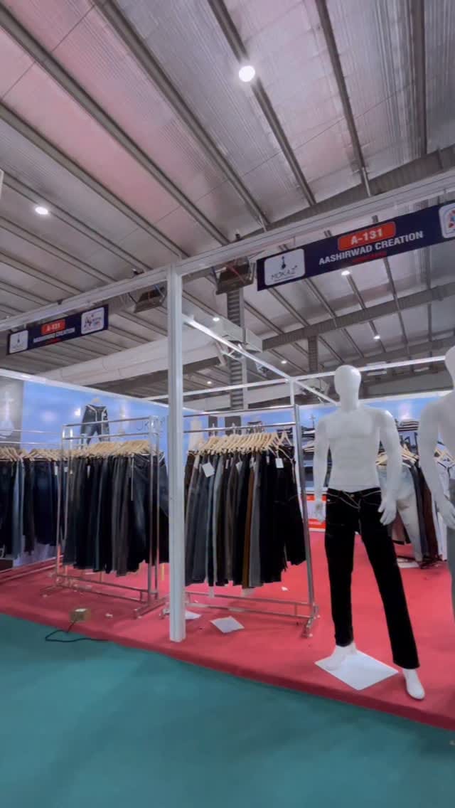 Post 1 by Mokaz Jeans on Instagram (video)