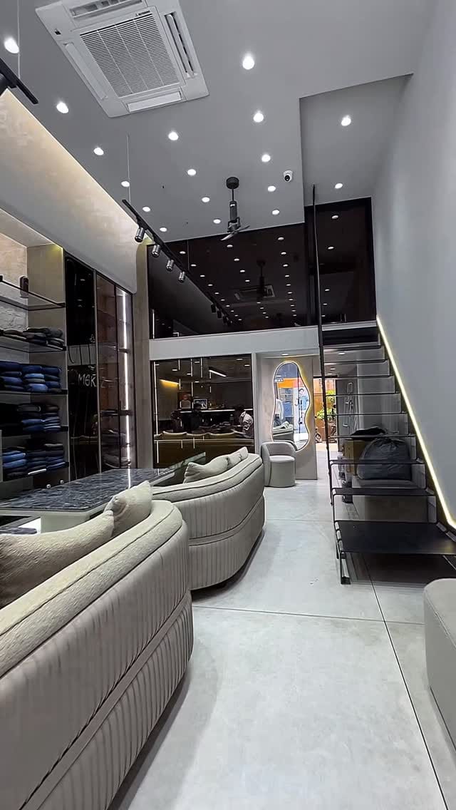 Post 9 by Mokaz Jeans on Instagram (video)