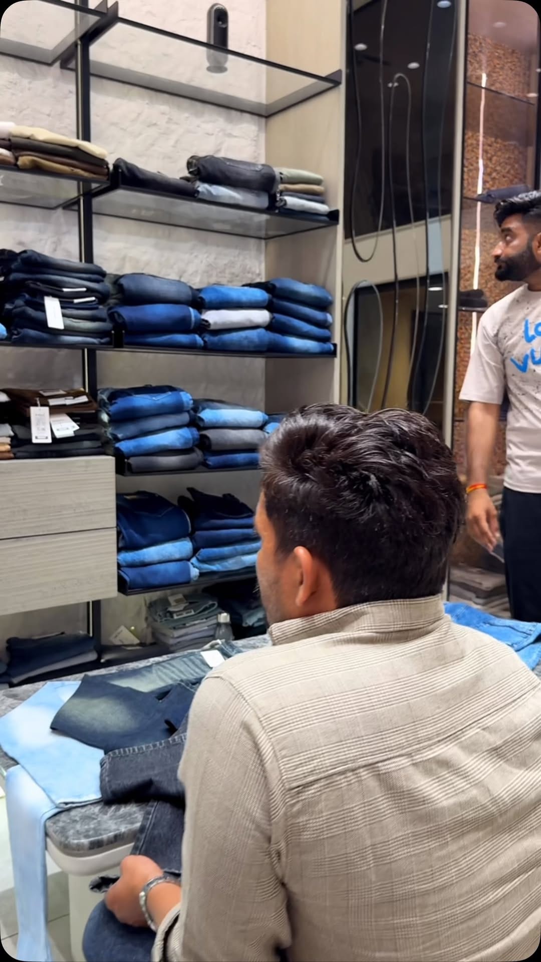 Post 7 by Mokaz Jeans on Instagram (video)