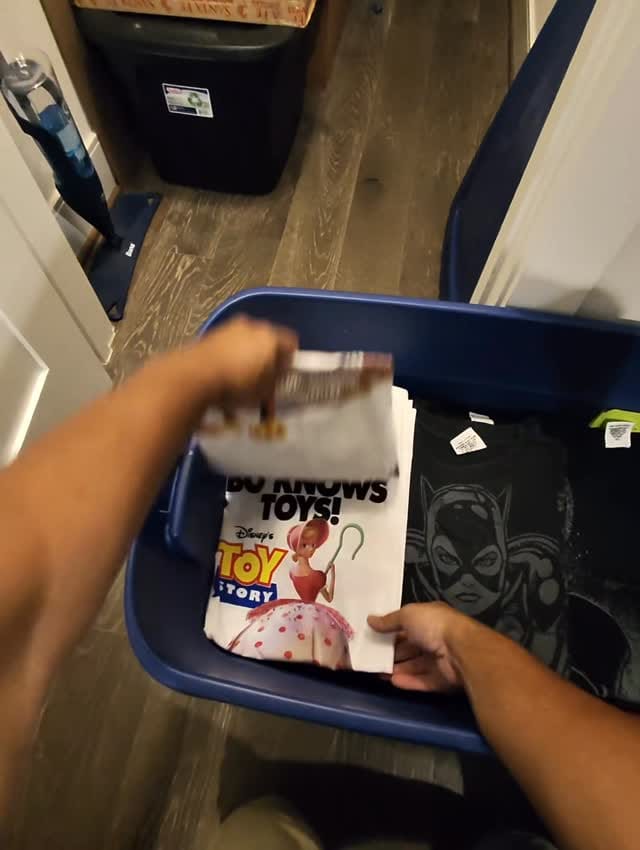 Post 4 by Sneaks.N.Tees on Instagram (video)
