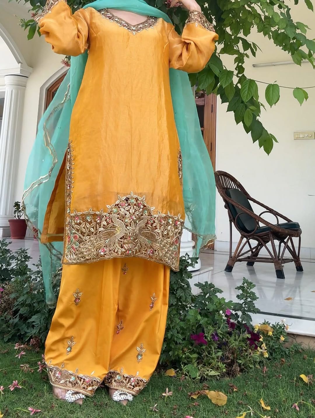 Post 5 by MANNAT GREWAL SIDHU on Instagram (carousel)