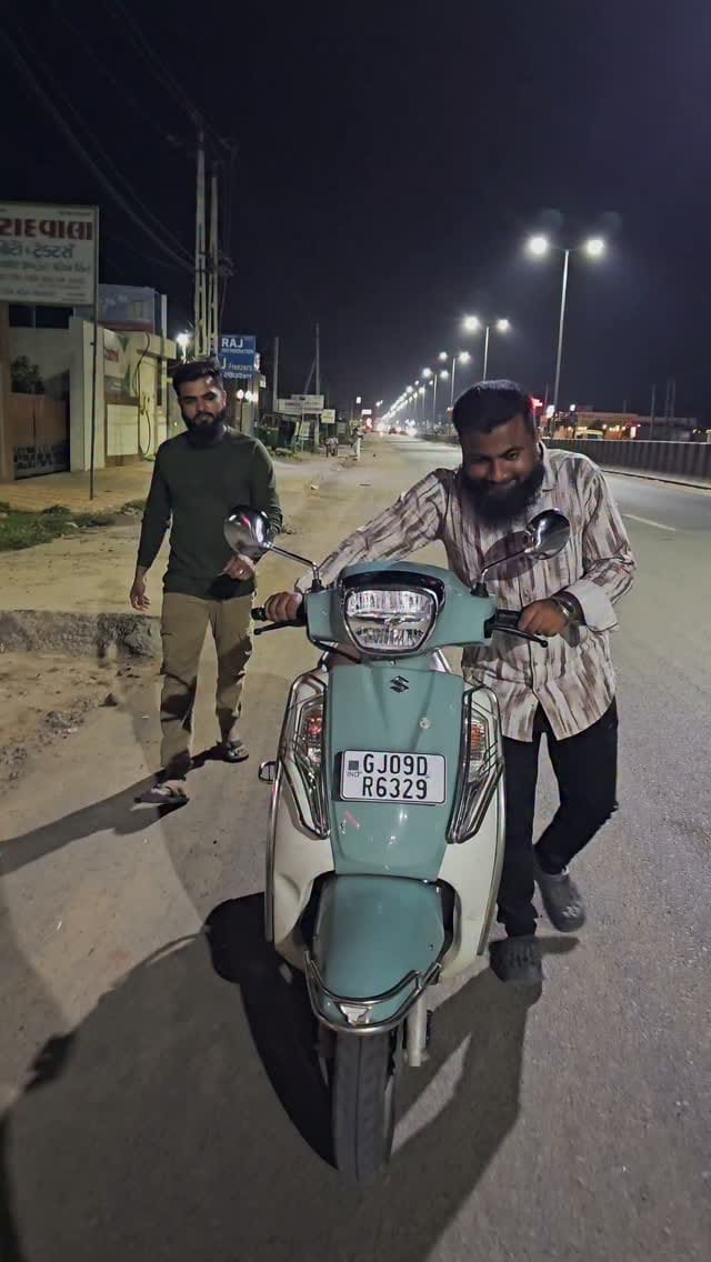 Post 6 by Shahnawaz Rajebhai on Instagram (video)