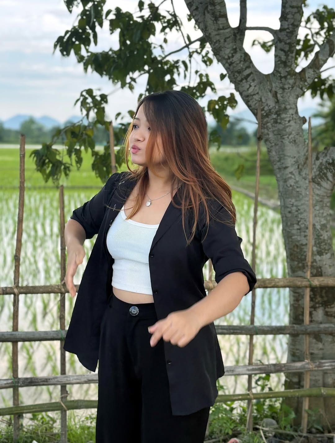Post 1 by TIBROTA CHOUDHURY 🧚🏻 on Instagram (carousel)
