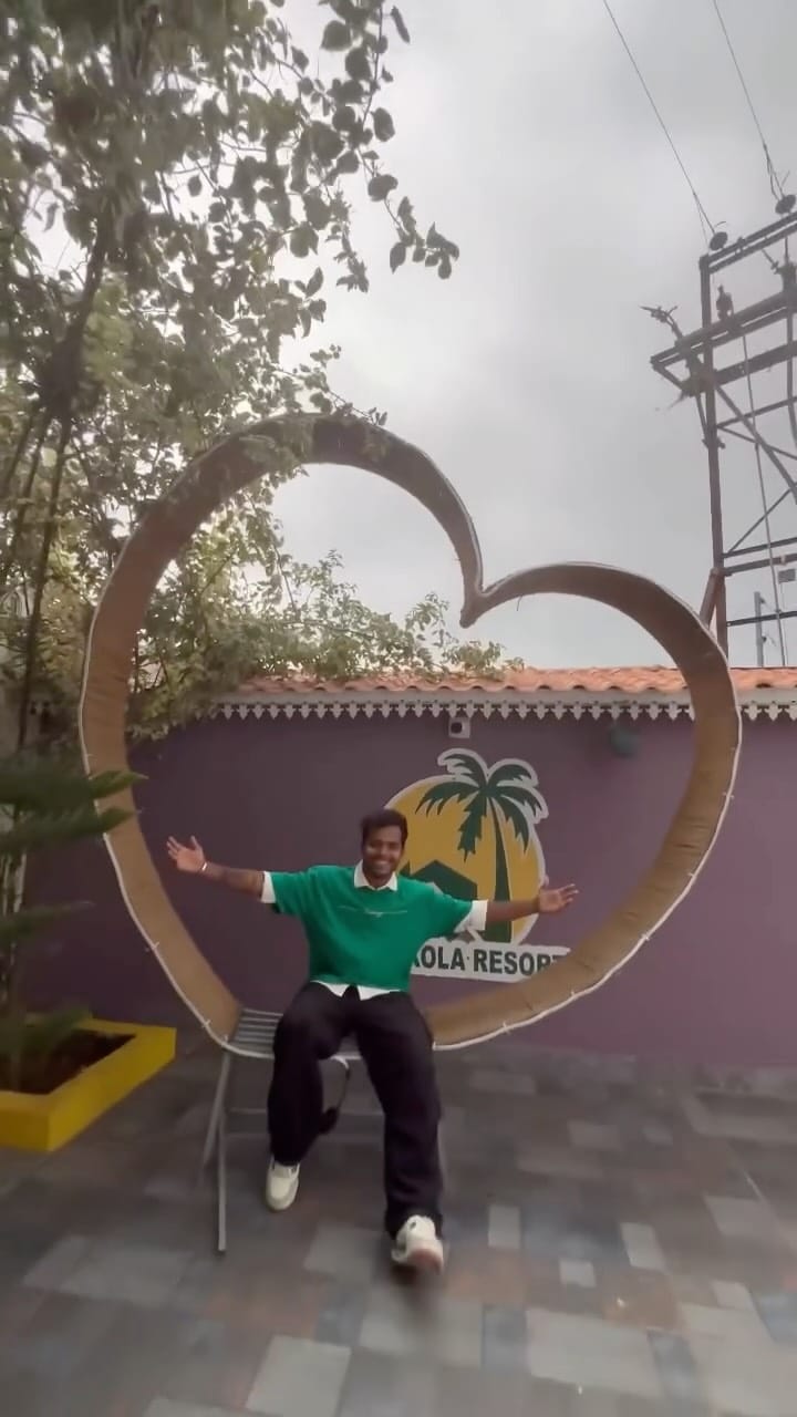 Post 1 by Nihar on Instagram (video)