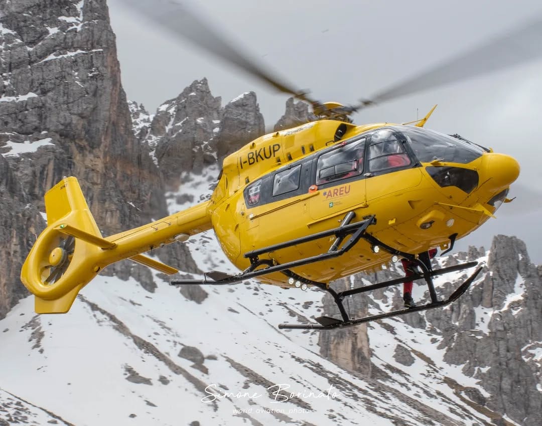 Post 1 by Simone | Aviation photographer on Instagram (image)