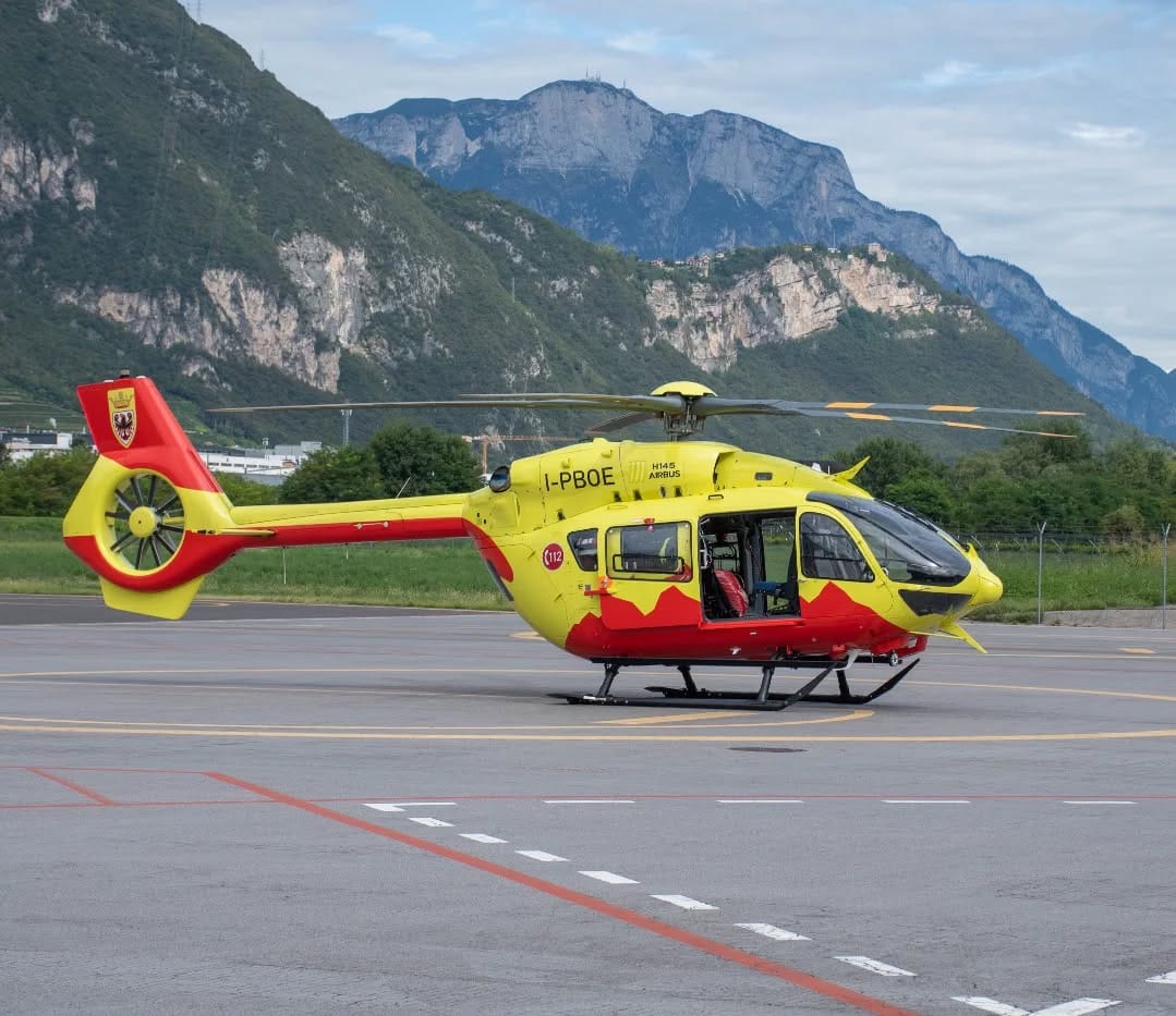 Post 9 by Simone | Aviation photographer on Instagram (image)