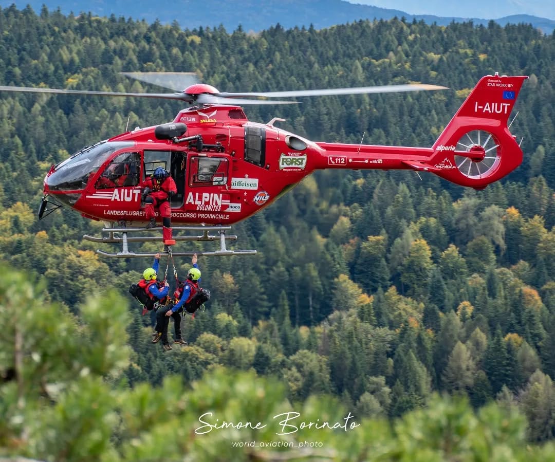 Post 7 by Simone | Aviation photographer on Instagram (image)