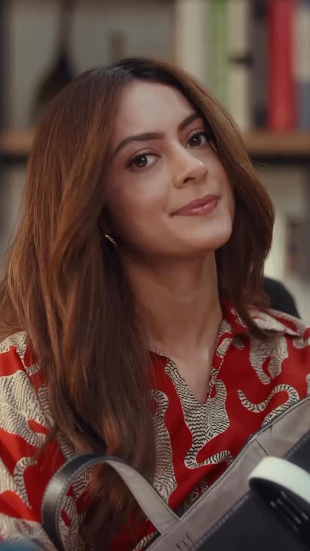 Post 4 by Tanya Kalra on Instagram (video)