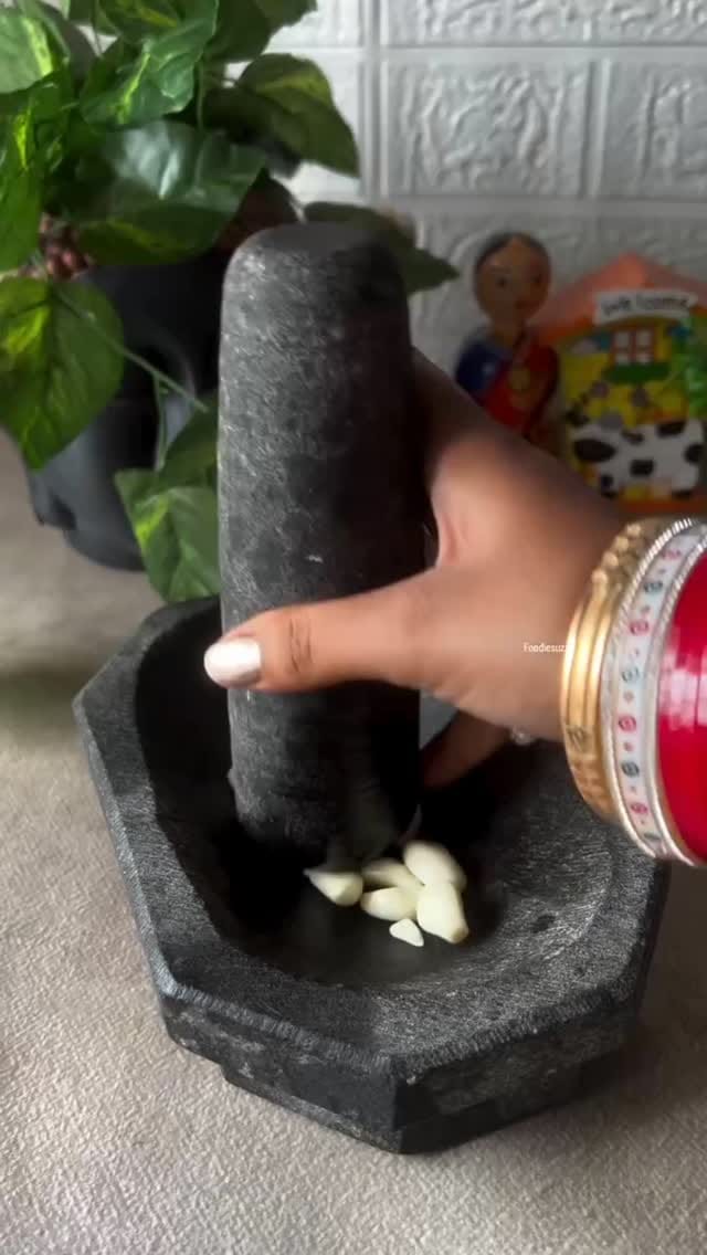 Post 3 by maa ki rasoi on Instagram (video)