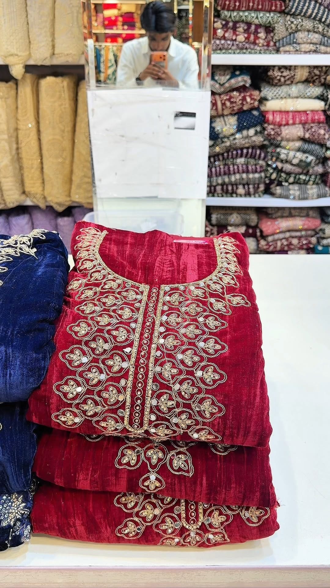 Post 10 by ys textile on Instagram (video)