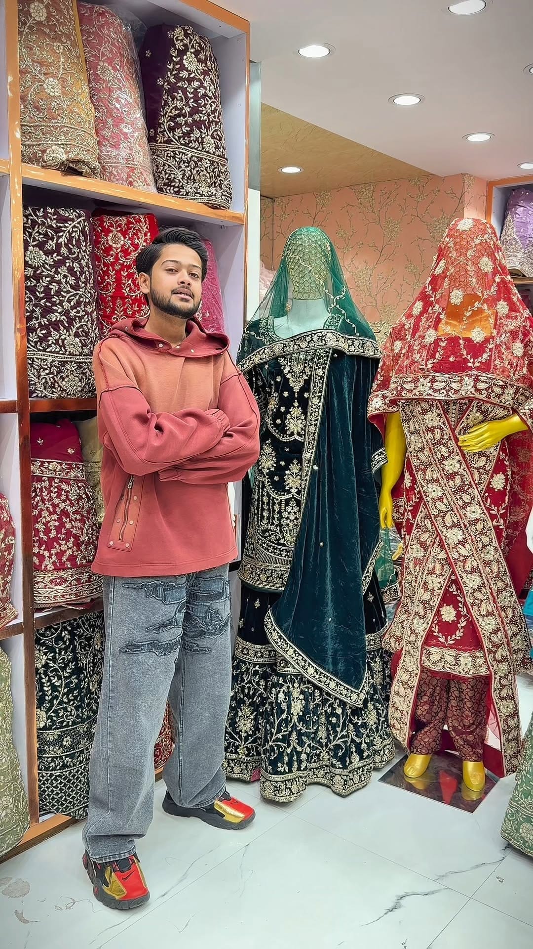 Post 9 by ys textile on Instagram (video)