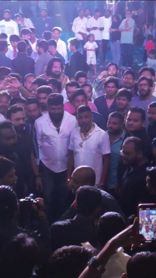 Post 9 by ♠️ 👑 A J CHAUHAN 👑 ♠️ on Instagram (video)