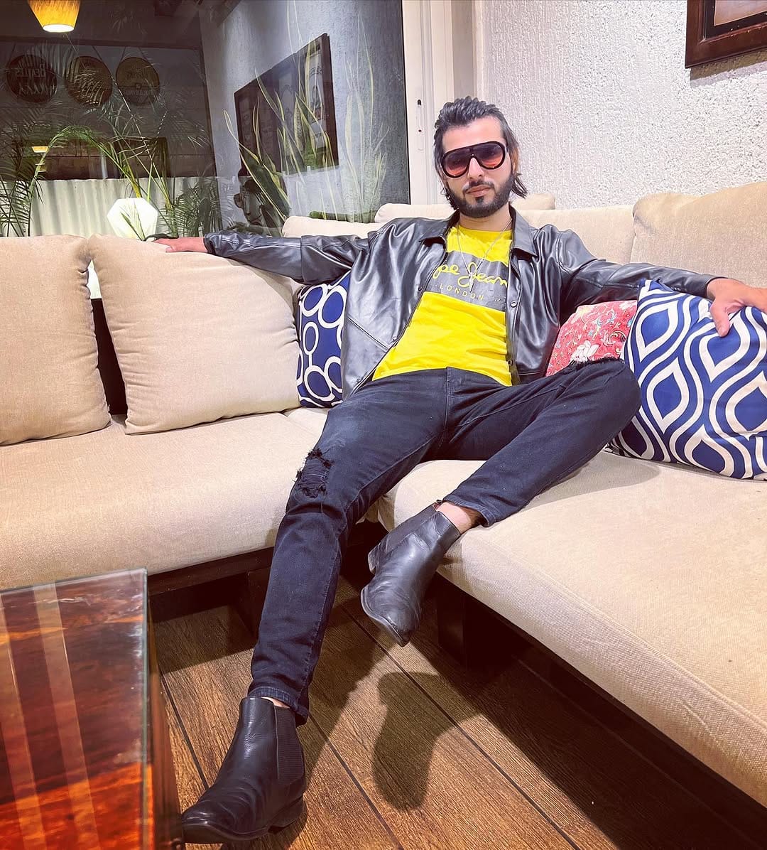 Post 8 by ARSHAD QURESHI on Instagram (image)