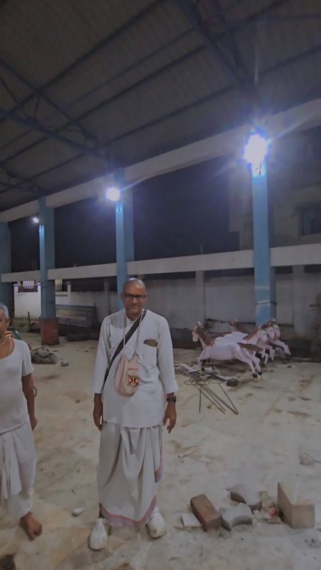 Post 4 by FEATURING ASANSOL on Instagram (video)
